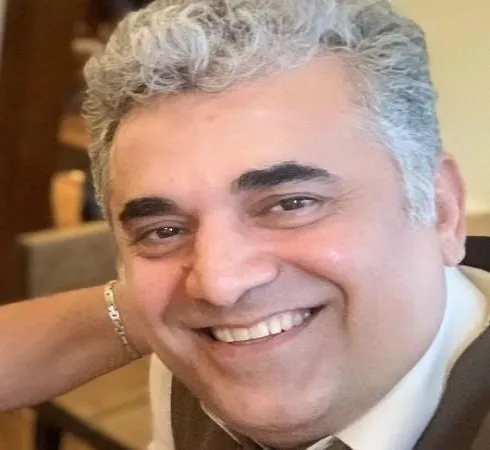 دانلود آهنگ بری میسازه تنهایی از من یه دیوونه ریمیکس دانوش