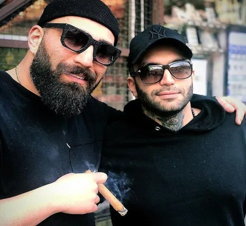 دانلود آهنگ برم یا برمیگردی نمیذاشتیم تو دو راهی کاشکی ریمیکس و اصلی حمید صفت و شایان اشراقی