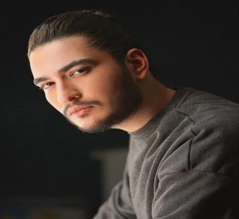 دانلود آهنگ یه مرواریدی وسط صدف قلبم ریمیکس و اصلی نیواد دانلود آهنگ یه مرواریدی وسط صدف قلبم ریمیکس و اصلی نیواد