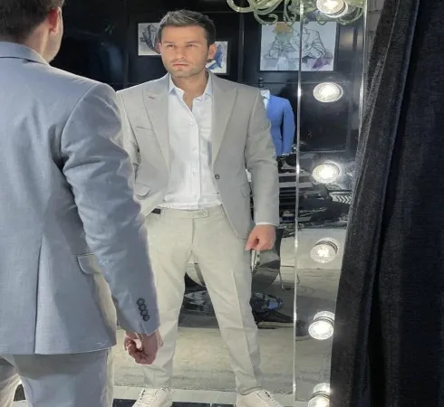 دانلود آهنگ کسی ندیده بغضمو که میشکنه برای تو محسن یگانه  و  مهدی احمدوند