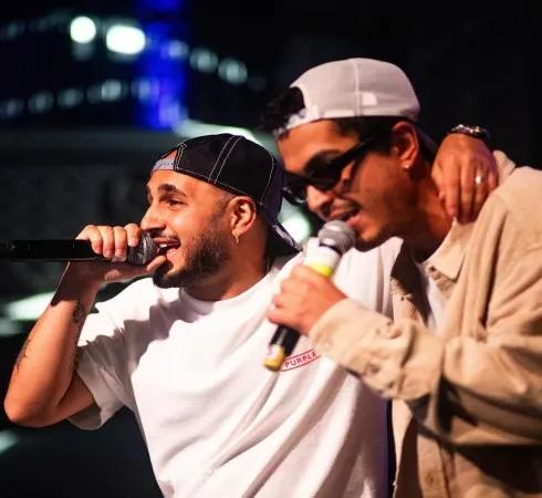 دانلود آهنگ هر ثانیه هر دقیقه هر ساعت از دستمون داره میره چه راحت ریمیکس و اصلی سپهر خلسه و رضایا