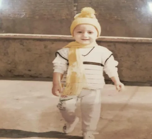 دانلود آهنگ لیوانو هی میکنم پر پرش باز  ریمیکس واصلی شایع دانلود آهنگ لیوانو هی میکنم پر پرش باز  ریمیکس واصلی شایع