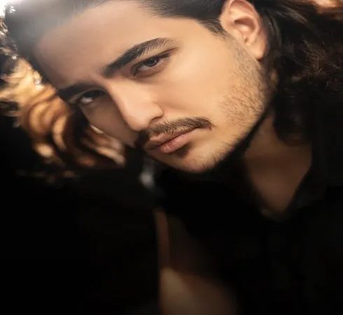 دانلود آهنگ چجوری میشه یه آدم یه شبه تو قلبت بشینه ریمیکس و اصلی نیواد دانلود آهنگ چجوری میشه یه آدم یه شبه تو قلبت بشینه ریمیکس و اصلی نیواد