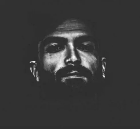 دانلود آهنگ شلیک میشه گلوله ها بی دستور ریمیکس و اصلی حصین و اپیکور