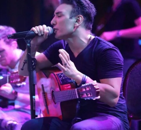 دانلود آهنگ ولی عشق این چیزا که حالیش نیست هوش مصنوعی صدای زن شادمهر عقیلی دانلود آهنگ ولی عشق این چیزا که حالیش نیست هوش مصنوعی صدای زن شادمهر عقیلی