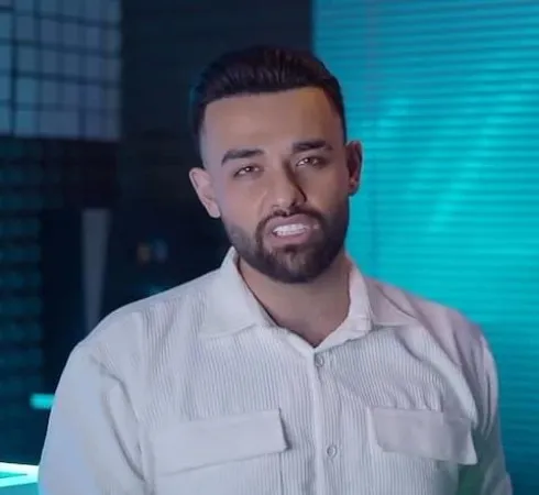 دانلود آهنگ تاجی رو سرم هر کی بدتو بگه باهام میشه طرف ریمیکس و اصلی سهیل مهرزادگان