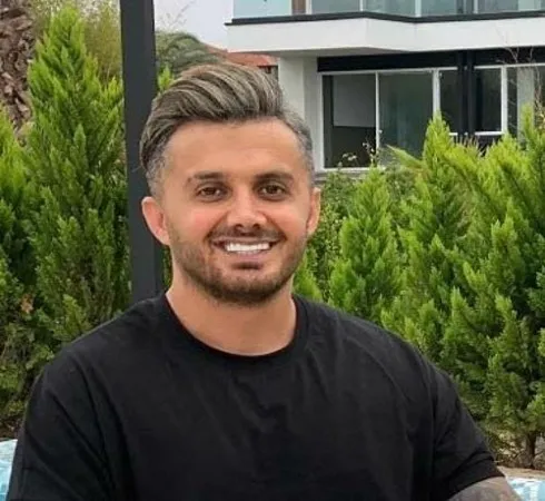 دانلود آهنگ قشنگی دارمه دلبر طاوس پر تو هستی ریمیکس و اصلی ابی عالی