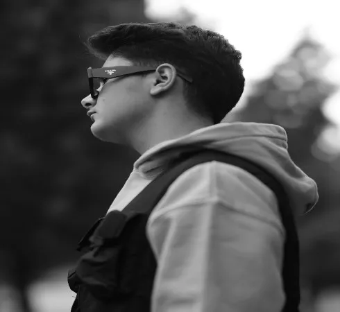 دانلود آهنگ نوشتم با قلم رو دیوار شبم که دیوانتم میکنه دیوانه ترم ریمیکس رپ و اصلی تتلو هیچکس شایع ژاک