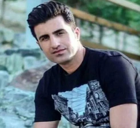 دانلود آهنگ میگه روله از ای محل خانمان باید بکشه محسن لرستانی دانلود آهنگ میگه روله از ای محل خانمان باید بکشه محسن لرستانی