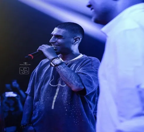 دانلود آهنگ همه دست به زنن مرد نبرد منم همه محوِ منن ریمیکس اینستاگرام+ اصلی رضا پیشرو و علی اوج دانلود آهنگ همه دست به زنن مرد نبرد منم همه محوِ منن ریمیکس اینستاگرام+ اصلی رضا پیشرو و علی اوج