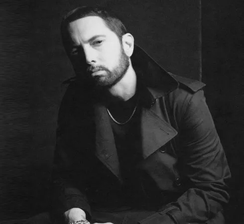 دانلود آهنگ Not in my house he look like Mutombo in the face امینم دانلود آهنگ Not in my house he look like Mutombo in the face امینم