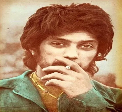 دانلود آهنگ که حتی تو دریا نمیشه غرقش کرد هوش مصنوعی و اصلی داریوش