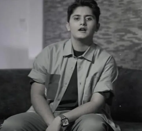 دانلود آهنگ چرا گذاشتی من تنها بشم ریمیکس رپ و اصلی تتلو هیچکس شایع ژاک