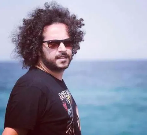 دانلود آهنگ پاشو ماهو واسم خبر کن شب تارو بزن سحر کن سینا حجازی دانلود آهنگ پاشو ماهو واسم خبر کن شب تارو بزن سحر کن سینا حجازی