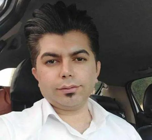 دانلود آهنگ غم میخورم تا تو بشی دوای دردم علی رزاقی