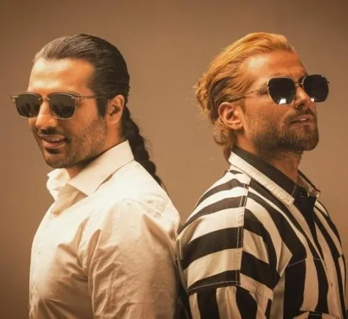 دانلود آهنگ هوا نبود چطور نفس میکشید اگه آدم بود که از اون سیب دست میکشید mp3 ماکان بند