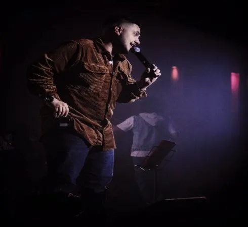 دانلود آهنگ مثل تو نیست هرچی بگردم ریمیکس و اصلی آرون افشار دانلود آهنگ مثل تو نیست هرچی بگردم ریمیکس و اصلی آرون افشار