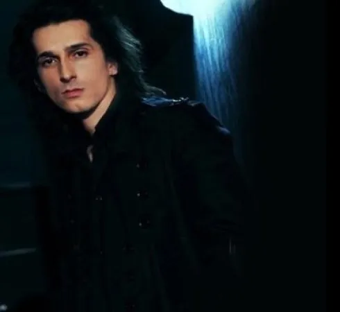 دانلود آهنگ میخوام صداتو یا هیشکی یا تو ریمیکس صدای زن هوش مصنوعی مرتضی پاشایی